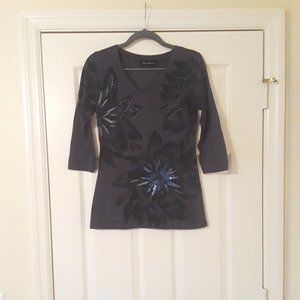 Dark Blue Floral Designed V-Neck Mid-Sleeve Shirt